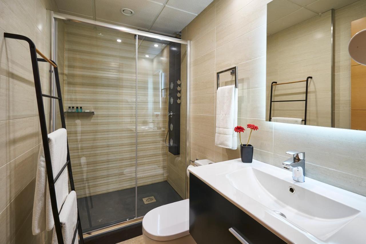 Studio Deluxe With Shared Roof Terrace Malaga Luaran gambar